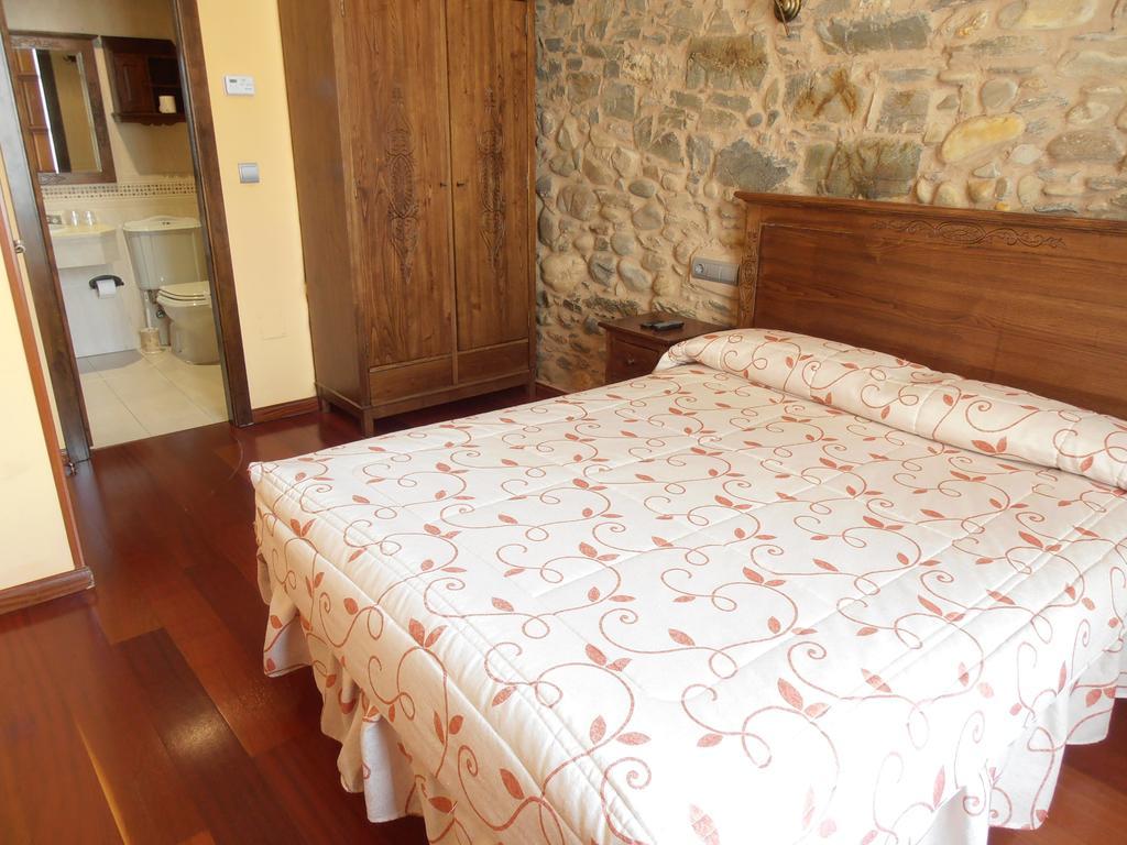 Hostal Virgen De La Encina Ponferrada Zimmer foto